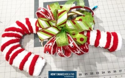 Simple DIY Candy Cane Wreath Tutorial