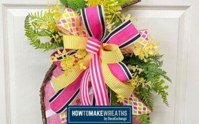 How To Make DIY Pineapple Door Hanger (+ Video!)