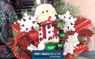 Christmas Grapevine Wreath: Mrs. Claus Wreath