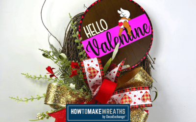How To Make DIY Wood Signs For Your Wreaths